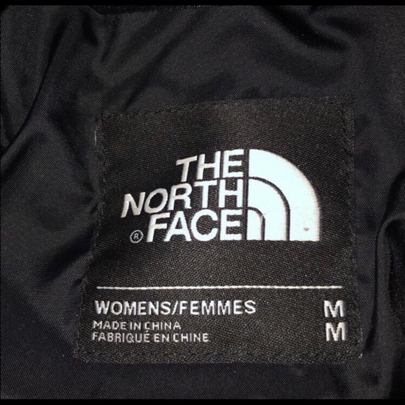 Black north face jacket - Picture 2 of 8